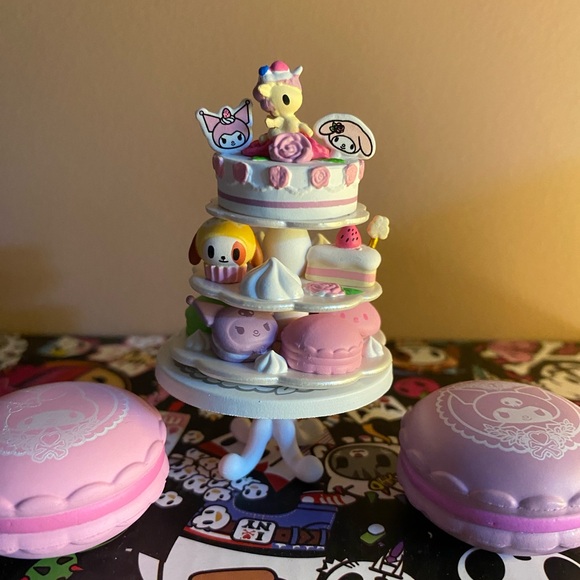 tokidoki Other - tokidoki x Kuromi & My Melody Garden Party GARDEN TEA CAKES *Chaser*